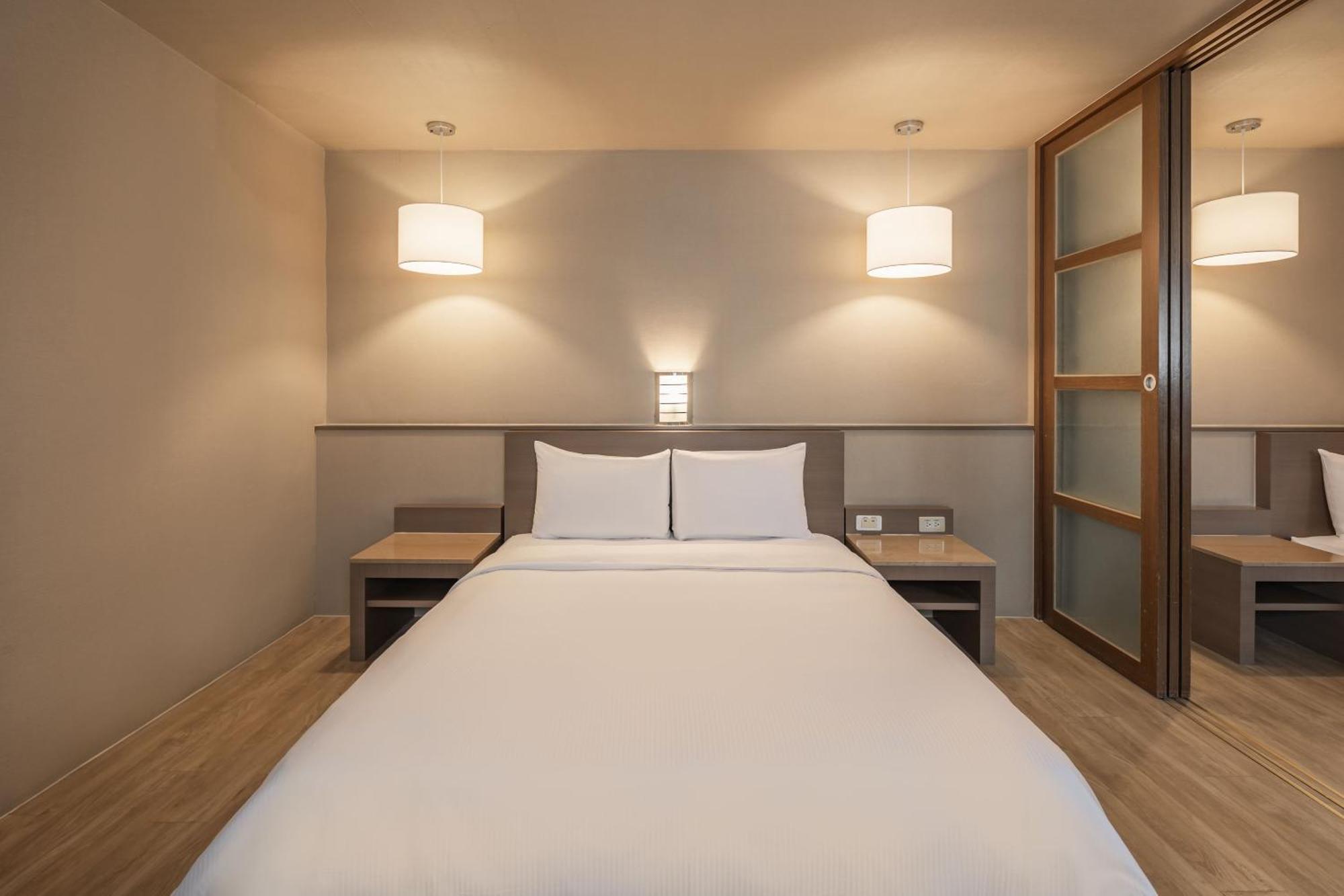 Kindness Hotel - Hanshen Гаосюн Номер фото